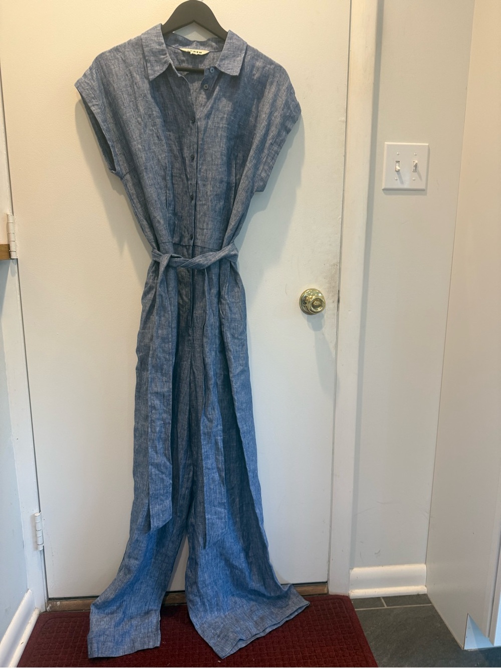 Boden Chambray Button-Up Shirt in Light Blue